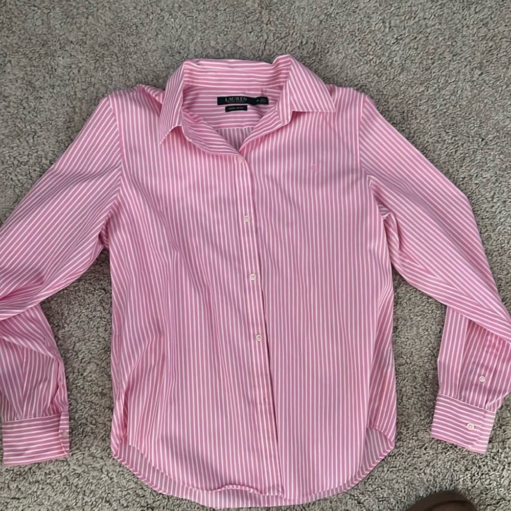 Ralph Lauren 
Non Iron
Button-up dress shirt